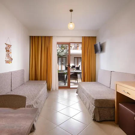 Apanemia By Flegra Apartmanhotel 3*