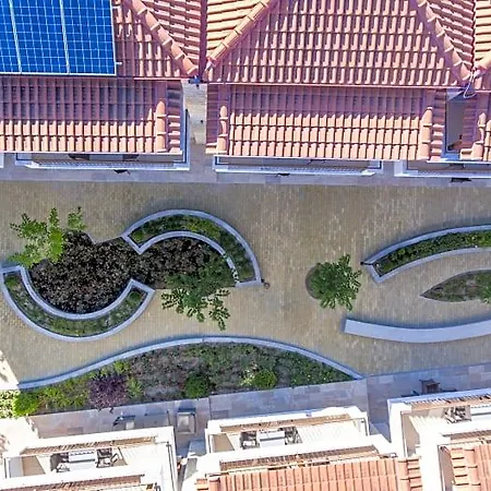 Hotel de apartamente Apanemia By Flegra 4*