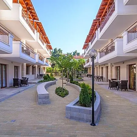 Apanemia By Flegra Hotel de apartamente 4*