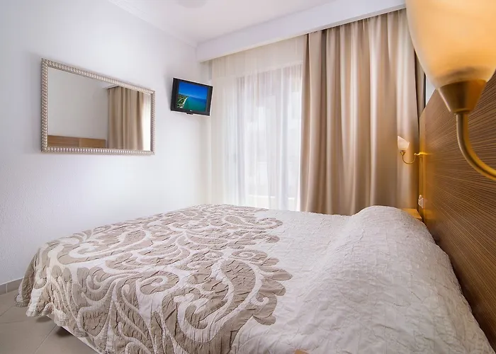 Hotel de apartamente Apanemia By Flegra