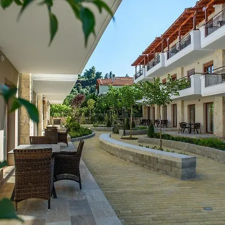 Apanemia By Flegra Πευκοχώρι