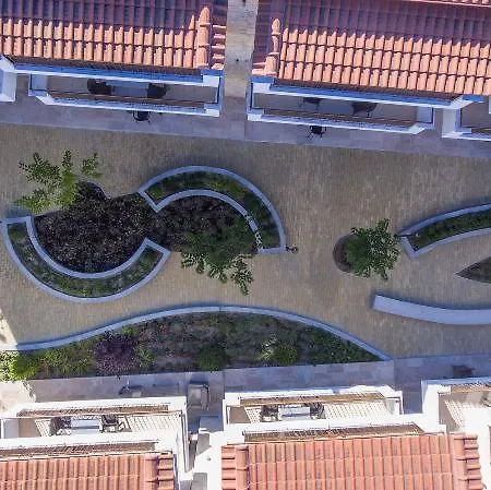 Ξενοδοχείο με διαμερίσματα Apanemia By Flegra Πευκοχώρι