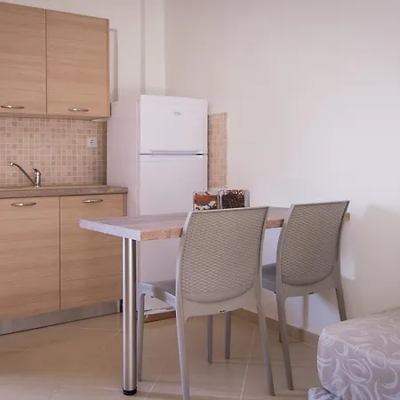 Apanemia By Flegra 4* Πευκοχώρι